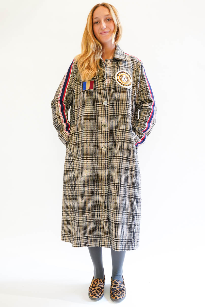 Cappotto over pricipe di galles con applicazioni