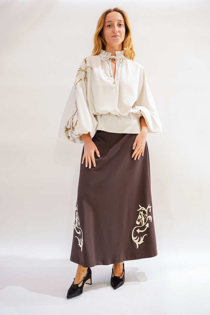 Camicia cady elasticizzata con ricamo palme