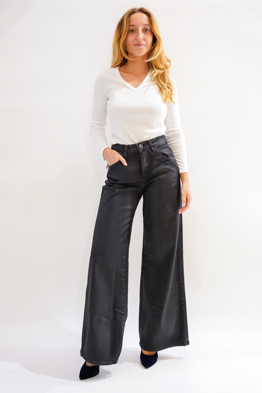 Jeans 5 tasche fondo largo effetto pelle denim 9 oz black